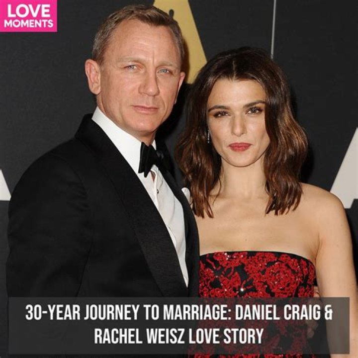 Rachel Weisz & Daniel Craig were “secretly” married in New York