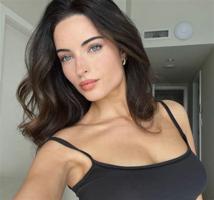 Renée Murden - Age, Family, Bio