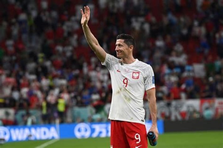 Robert Lewandowski Net Worth - Wiki, Age, Weight and Height, Relationships, Family, and More