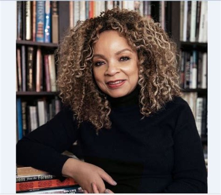 Ruth Carter Husband – Is She Married? Parents Age And Net Worth