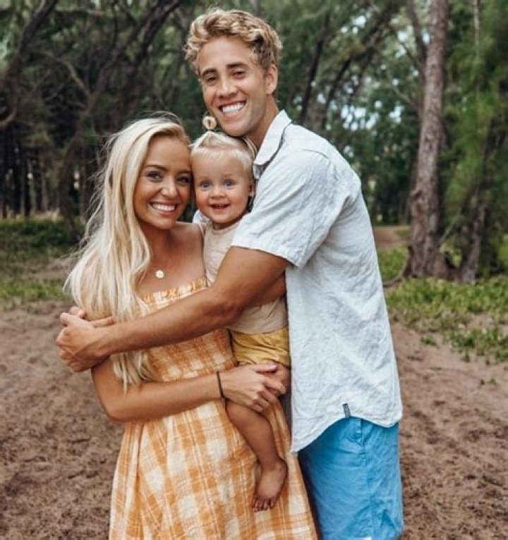 Sarah Beeston Net Worth, Age, Boyfriend, Family, Biography & More