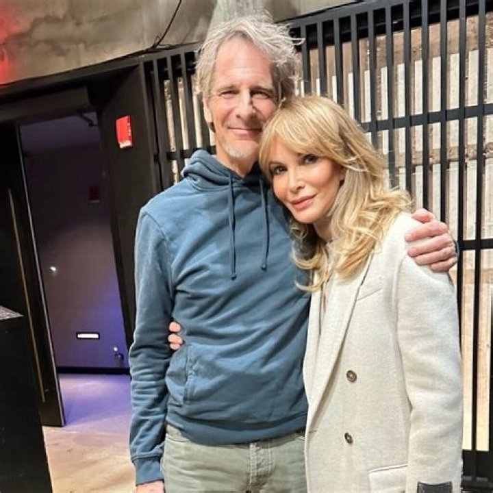 Scott Bakula Bio (Wiki) 