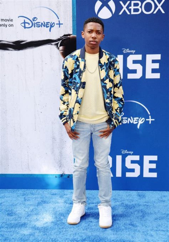 Seth Carr Net Worth - Wiki, Age, Weight and Height, Relationships, Family, and More