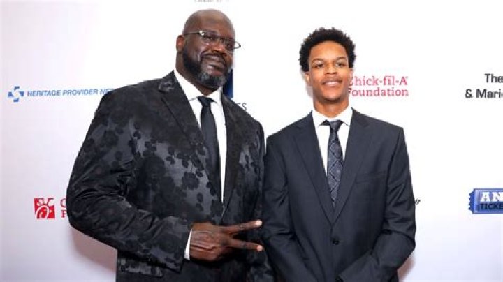 Shaquille O'Neal - Age, Family, Bio