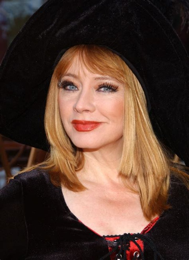 Soap opera actress & former Miss USA makes move to adult films