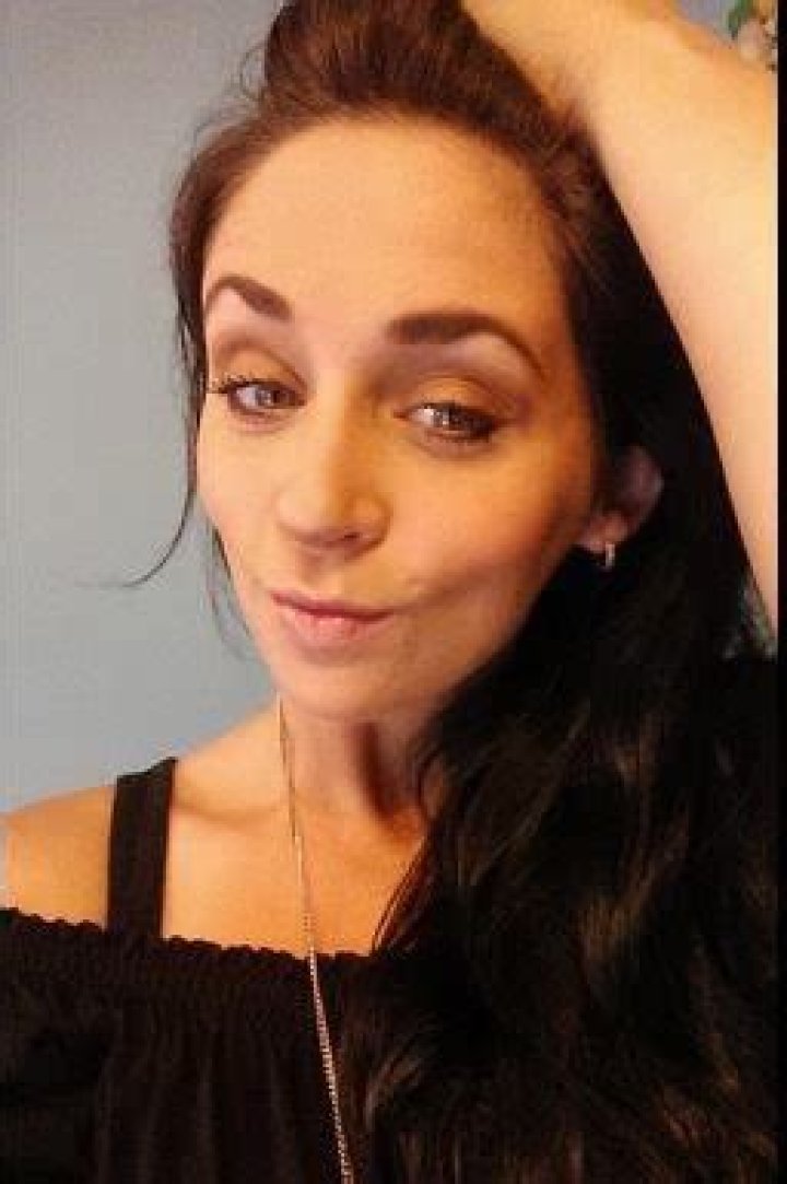 Stephanie Hayden Bio (Wiki) 