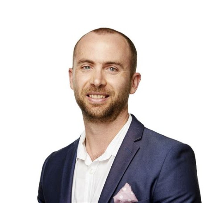 Tom Merrick - Age, Family, Bio