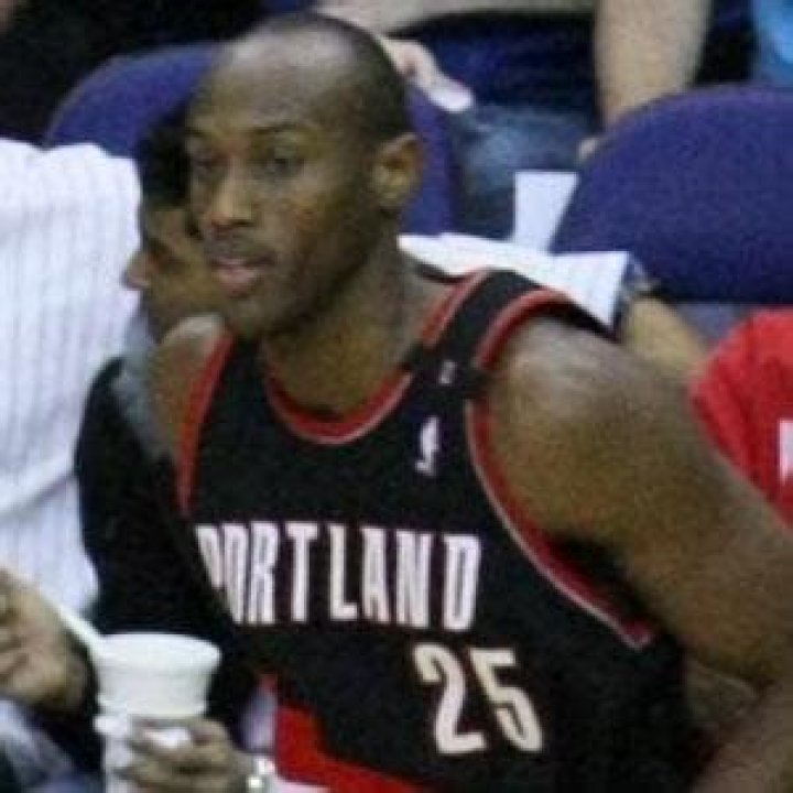 Travis Outlaw Bio (Wiki) 