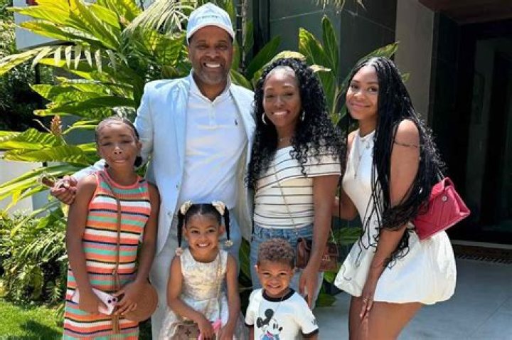 Unveiling the Life of Mike Epps' Daughter, Her Family, and Net Worth