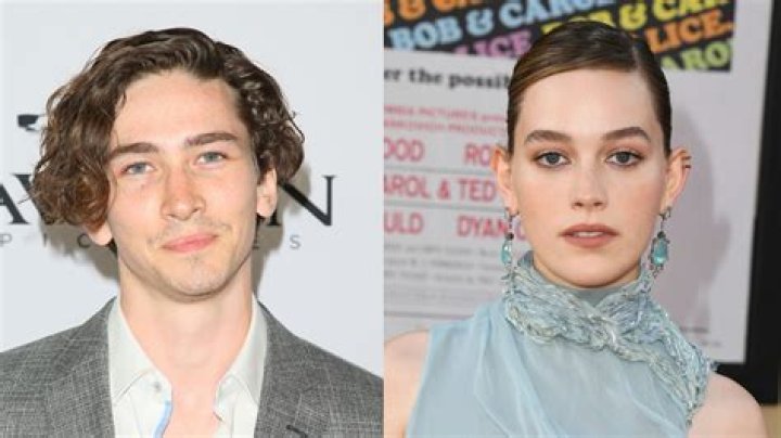 Victoria Pedretti and Dylan Arnold of Netflix’s ‘You’ have been dating for months