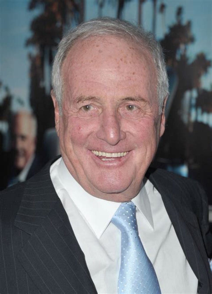 Vincent Price Net Worth - Wiki, Age, Weight and Height, Relationships, Family, and More