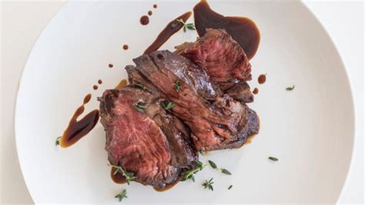 What does deckle meat mean?