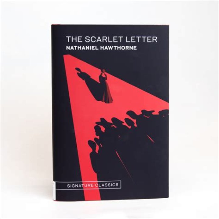 What happened in chapter 21 of the scarlet letter?