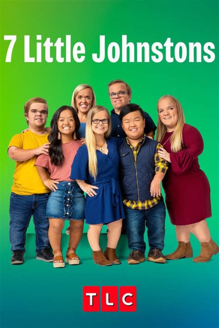 Where do the 7 Little Johnstons reside?