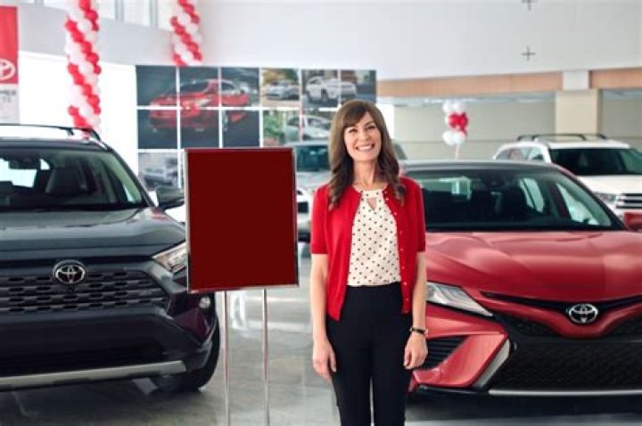 Who is the new girl in the Toyota of Orlando commercials?