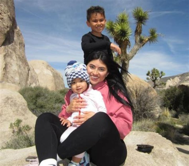 Yoatzi Castro - Age, Family, Bio