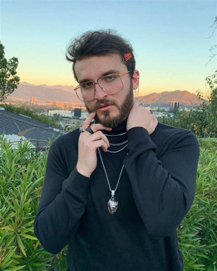 Zane Hijazi - Age, Family, Bio