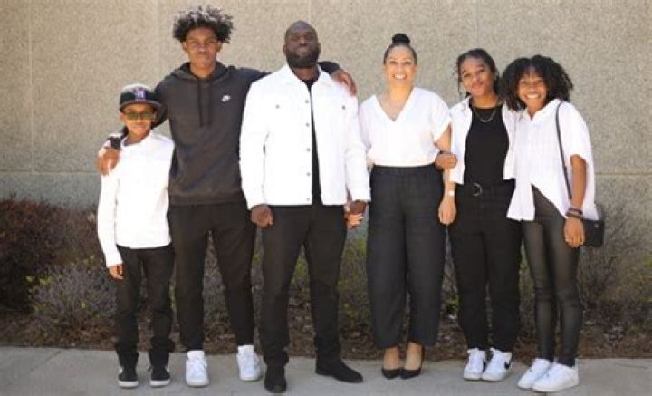 Zayh Mitchell - Age, Family, Bio